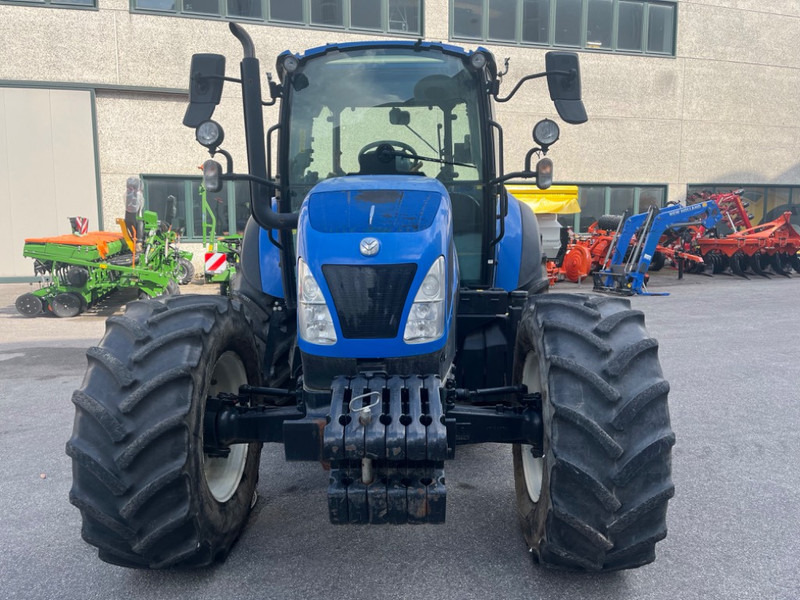 New Holland T 5.95 DC - Farm tractor: picture 2 New Holland T 5.95 DC - Farm tractor: picture 2