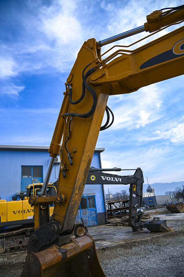 Crawler excavator Case CX240B: picture 18