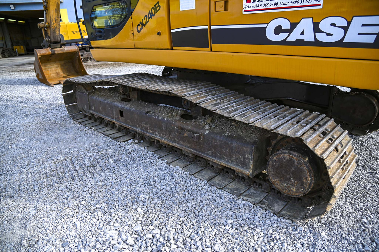 Crawler excavator Case CX240B: picture 29