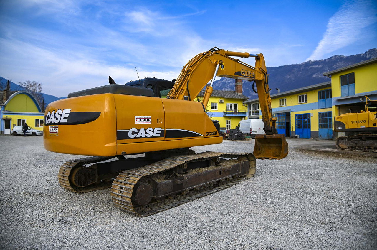Crawler excavator Case CX240B: picture 8
