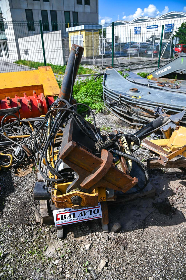 Engcon EC30 - Tiltrotator for Construction machinery: picture 5 Engcon EC30 - Tiltrotator for Construction machinery: picture 5