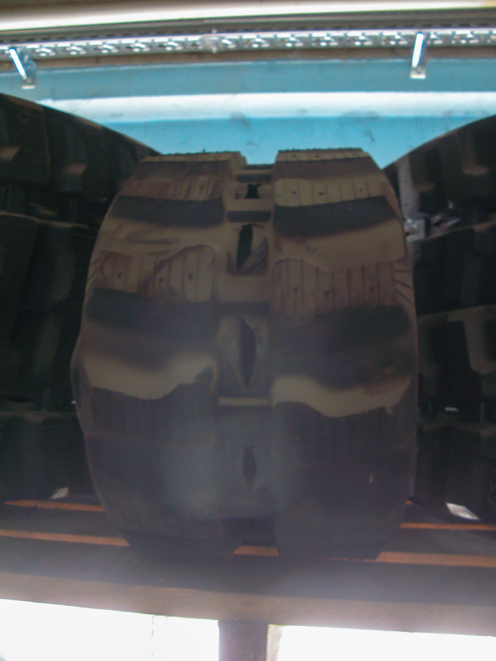 TAERYUK EW300X109X36 - Track for Excavator: picture 1 TAERYUK EW300X109X36 - Track for Excavator: picture 1