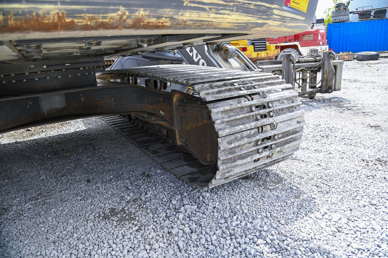 Crawler excavator VOLVO EC220EL: picture 36