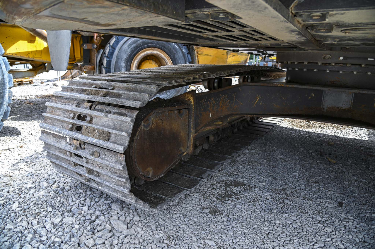 Crawler excavator VOLVO EC220EL: picture 34