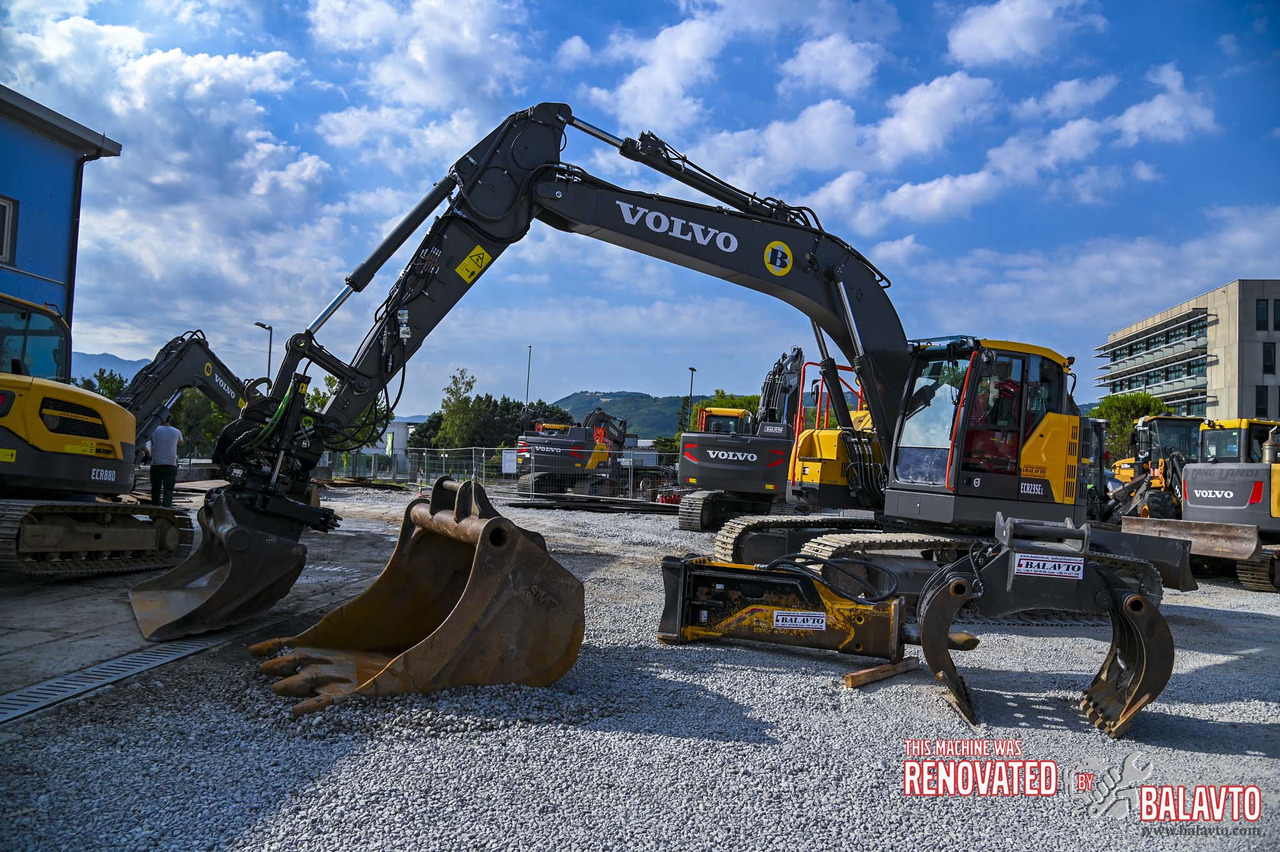 VOLVO ECR235EL - Crawler excavator: picture 3 VOLVO ECR235EL - Crawler excavator: picture 3