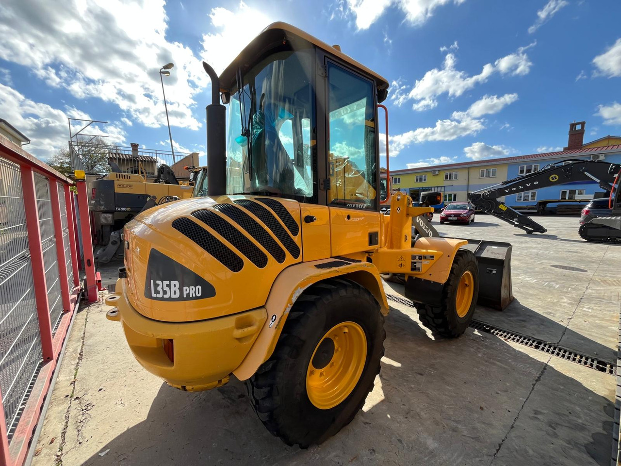 VOLVO L35B - Wheel loader: picture 4 VOLVO L35B - Wheel loader: picture 4
