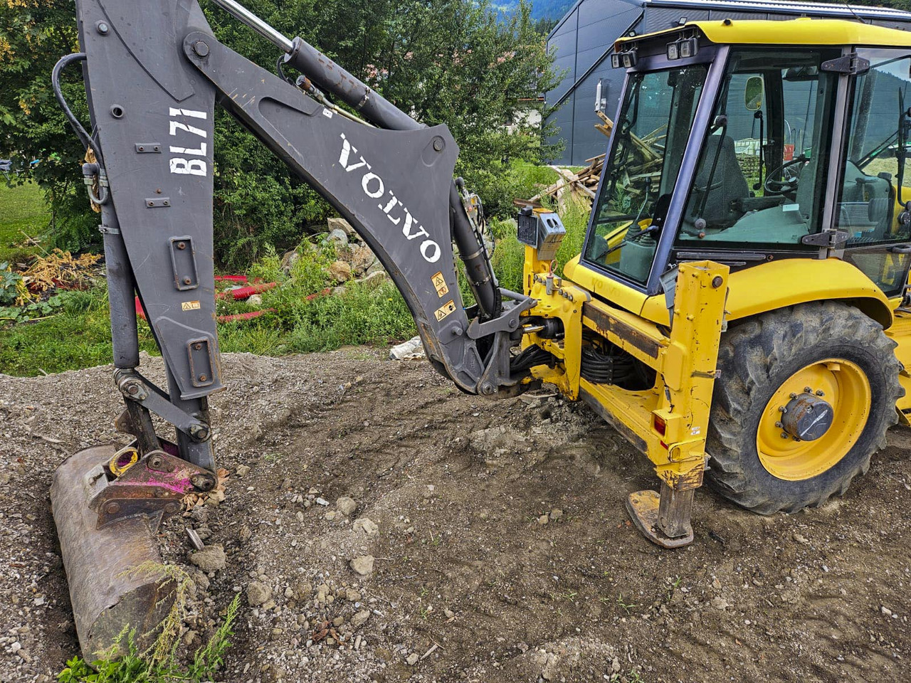 Volvo BL71 - Backhoe loader: picture 5 Volvo BL71 - Backhoe loader: picture 5