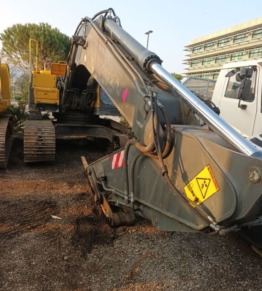 Volvo EC210BNL - Crawler excavator: picture 1 Volvo EC210BNL - Crawler excavator: picture 1
