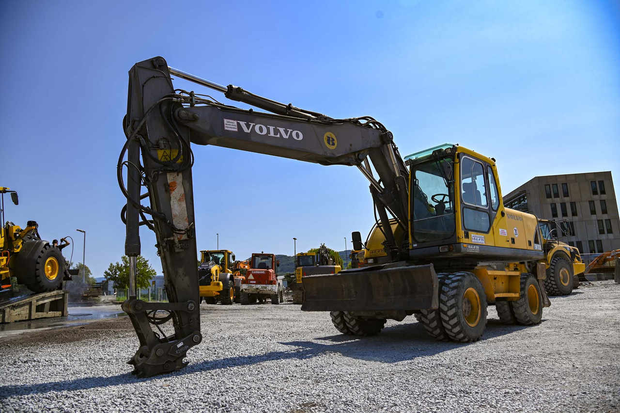 Volvo EW180B - Wheel excavator: picture 1 Volvo EW180B - Wheel excavator: picture 1