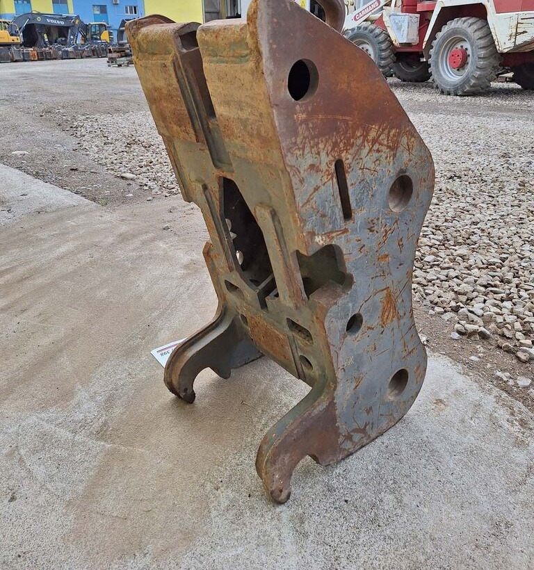 Volvo hydraulic x4533676 S2 - Quick coupler for Excavator: picture 1 Volvo hydraulic x4533676 S2 - Quick coupler for Excavator: picture 1