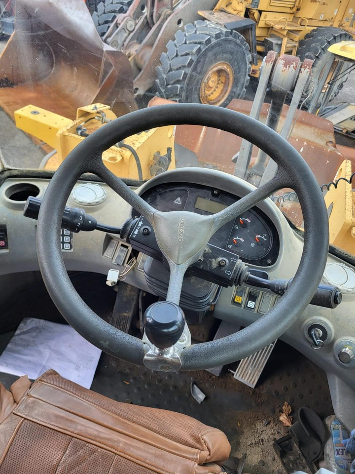 Volvo steering wheel - Steering wheel for Construction machinery: picture 2 Volvo steering wheel - Steering wheel for Construction machinery: picture 2