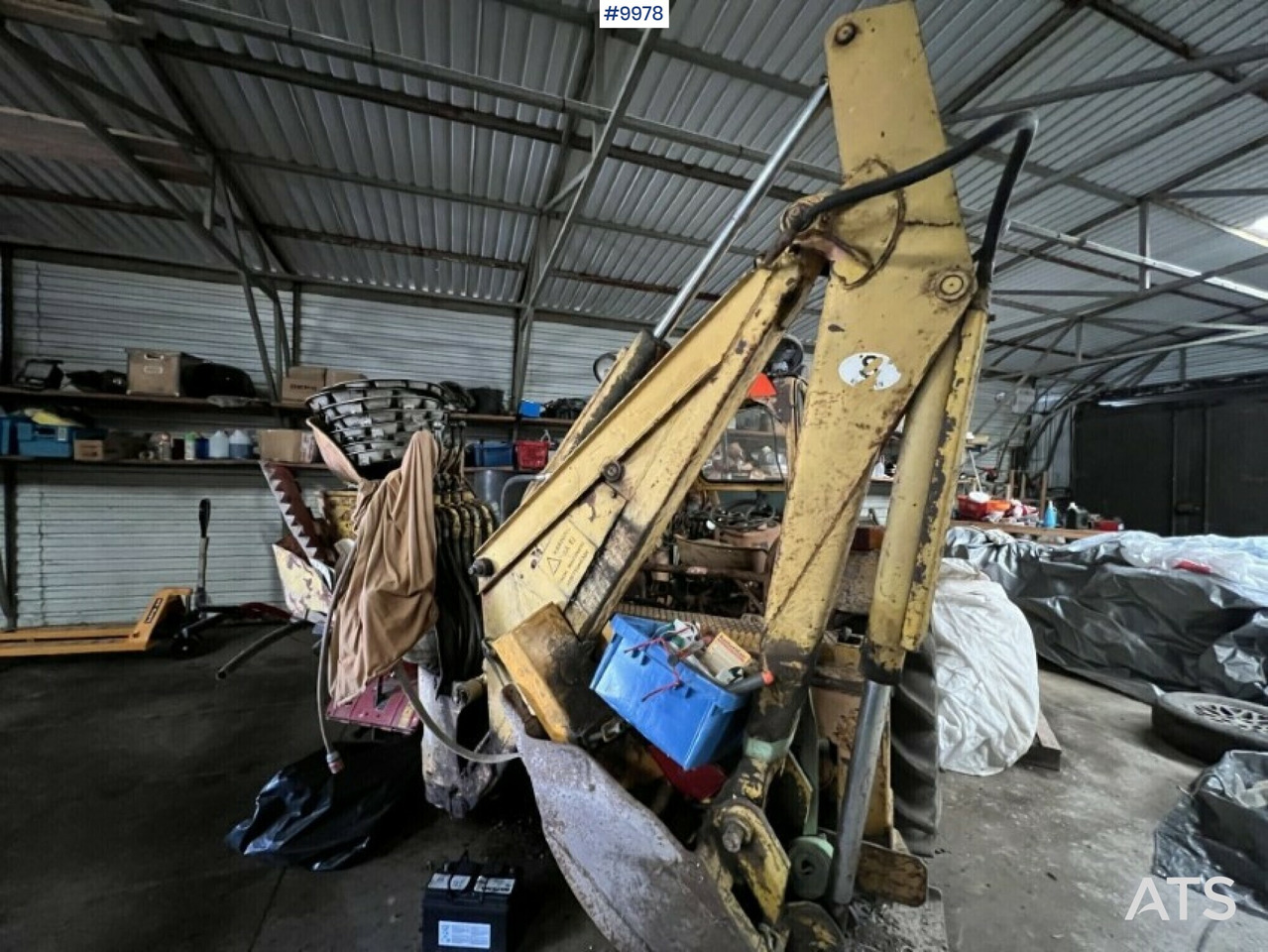 Backhoe loader- MASSEY-FERGUSON 203 - Farm tractor: picture 5 Backhoe loader- MASSEY-FERGUSON 203 - Farm tractor: picture 5