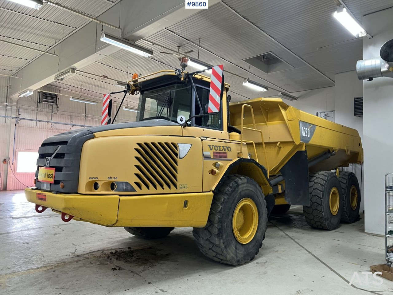 Dumper Volvo A25D 6x6 - Articulated dumper: picture 2 Dumper Volvo A25D 6x6 - Articulated dumper: picture 2