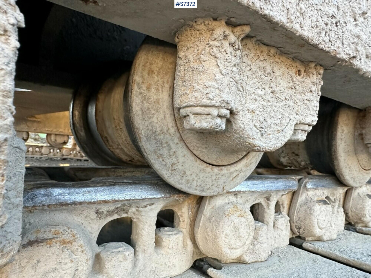 Crawler excavator EXCAVATOR WITH ROTOR, KOBELCO SK270SRLC-5 , DIGGING SYSTEM AND BUCKETS: picture 23