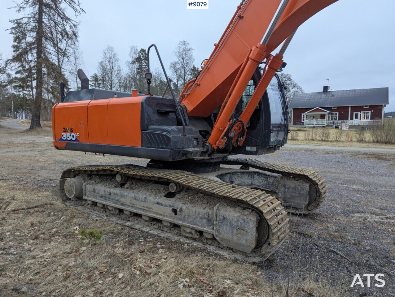 Excavator Hitachi ZX350LC-5B with bucket and digging system - Excavator: picture 3 Excavator Hitachi ZX350LC-5B with bucket and digging system - Excavator: picture 3