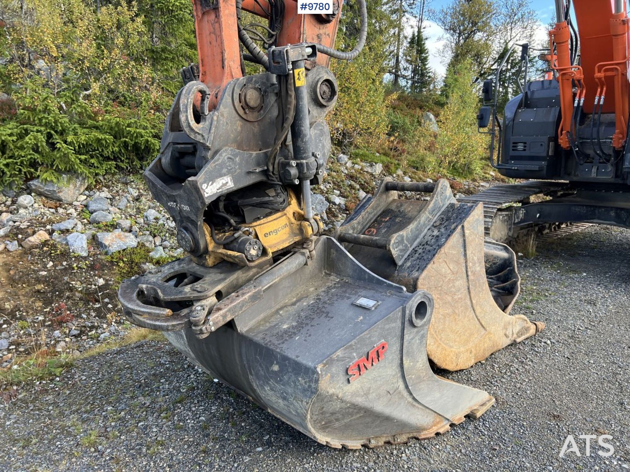 Hitachi ZX 225 US LC-L with excavation system and attachments - Crawler excavator: picture 5 Hitachi ZX 225 US LC-L with excavation system and attachments - Crawler excavator: picture 5