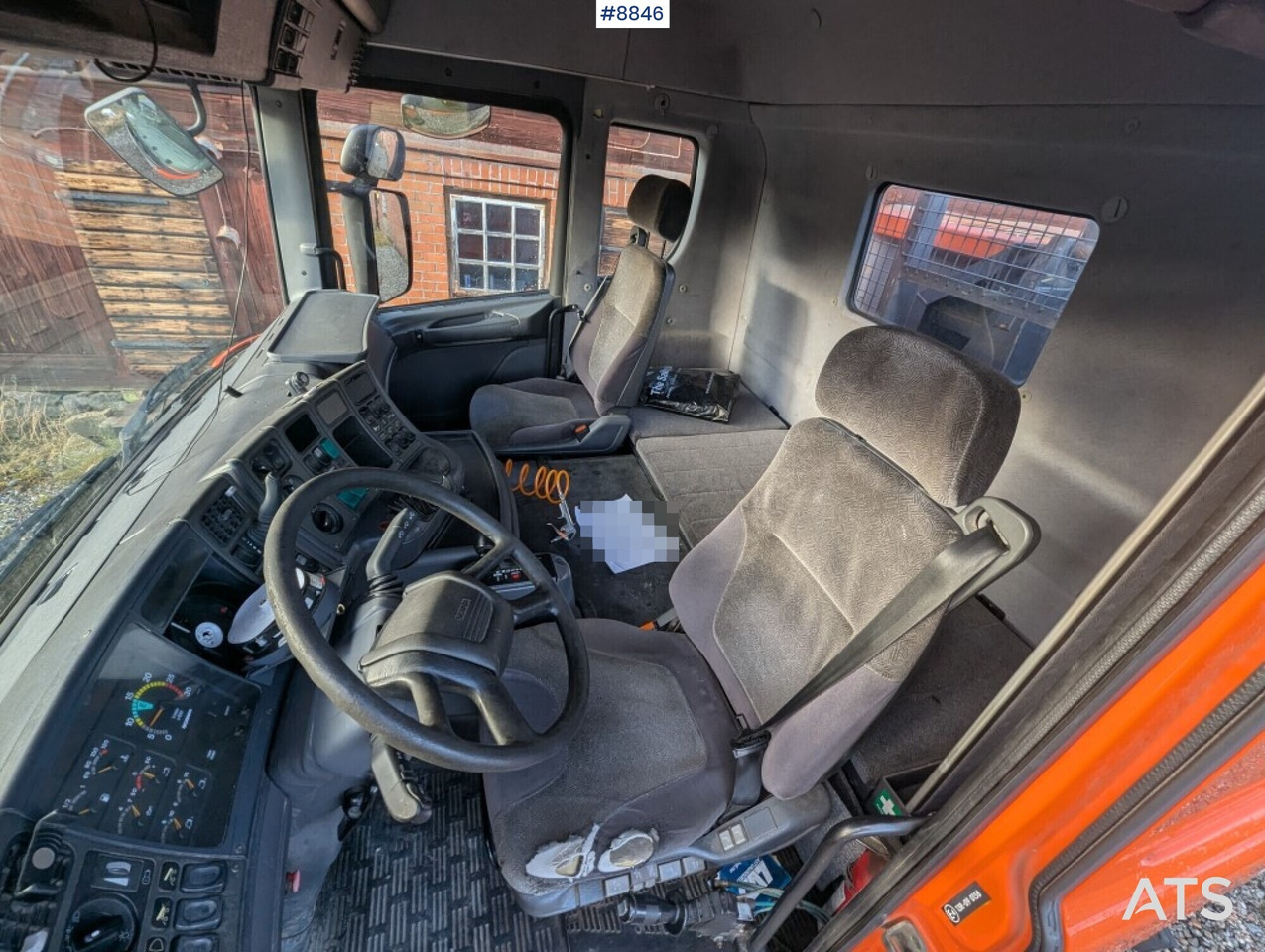 Hook Truck Scania R124BG 6x2 with gravel flatbed (SEE VIDEO) - Hook lift truck: picture 5 Hook Truck Scania R124BG 6x2 with gravel flatbed (SEE VIDEO) - Hook lift truck: picture 5