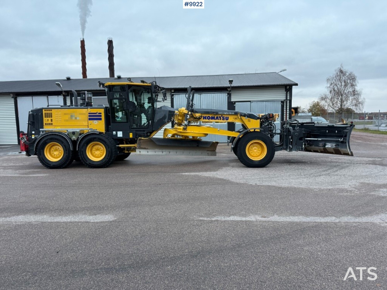 Komatsu GD675-7E0 motor grader with GPS - Grader: picture 1 Komatsu GD675-7E0 motor grader with GPS - Grader: picture 1