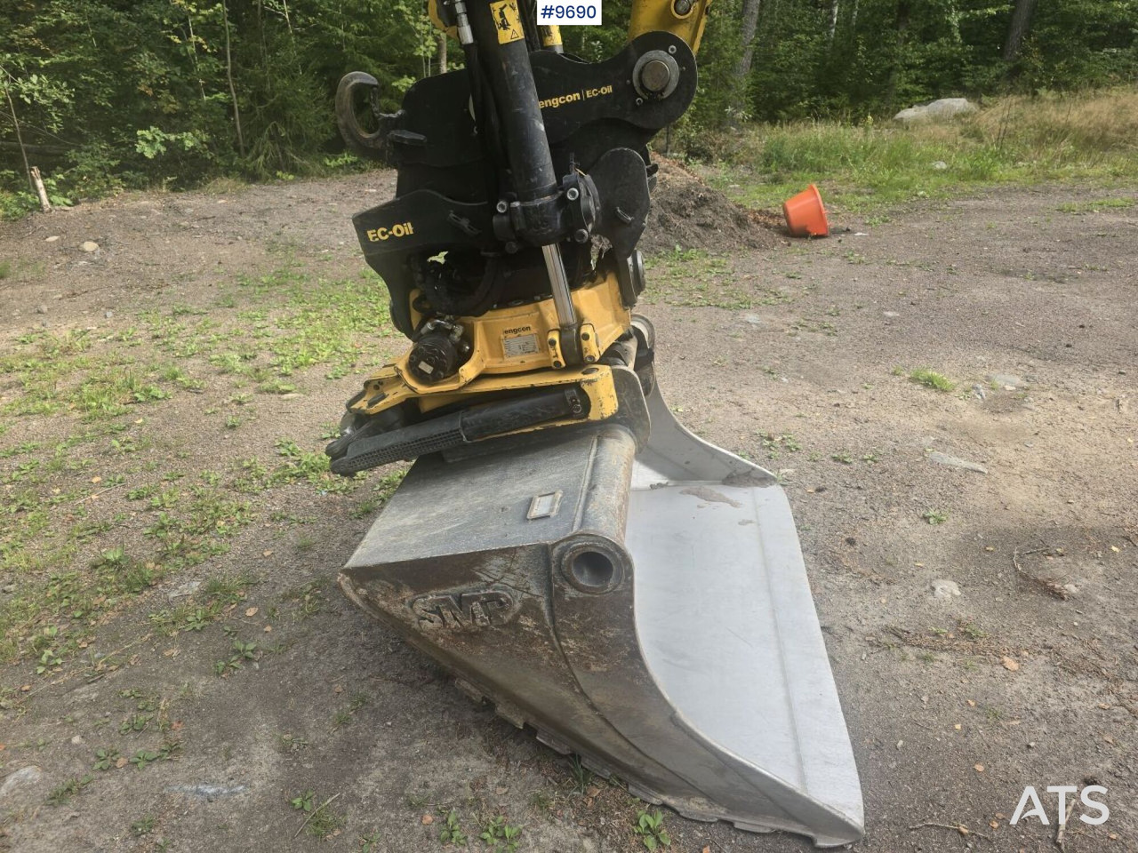 Wheel excavator Komatsu PW160-11 with machine control: picture 6
