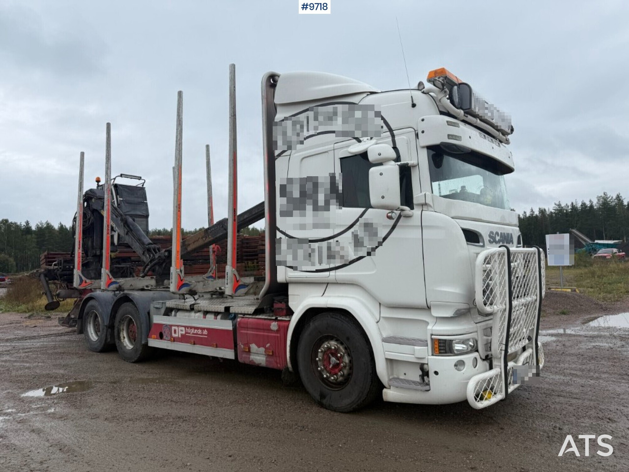 Log truck Scania R520 with crane - Timber truck, Crane truck: picture 1 Log truck Scania R520 with crane - Timber truck, Crane truck: picture 1