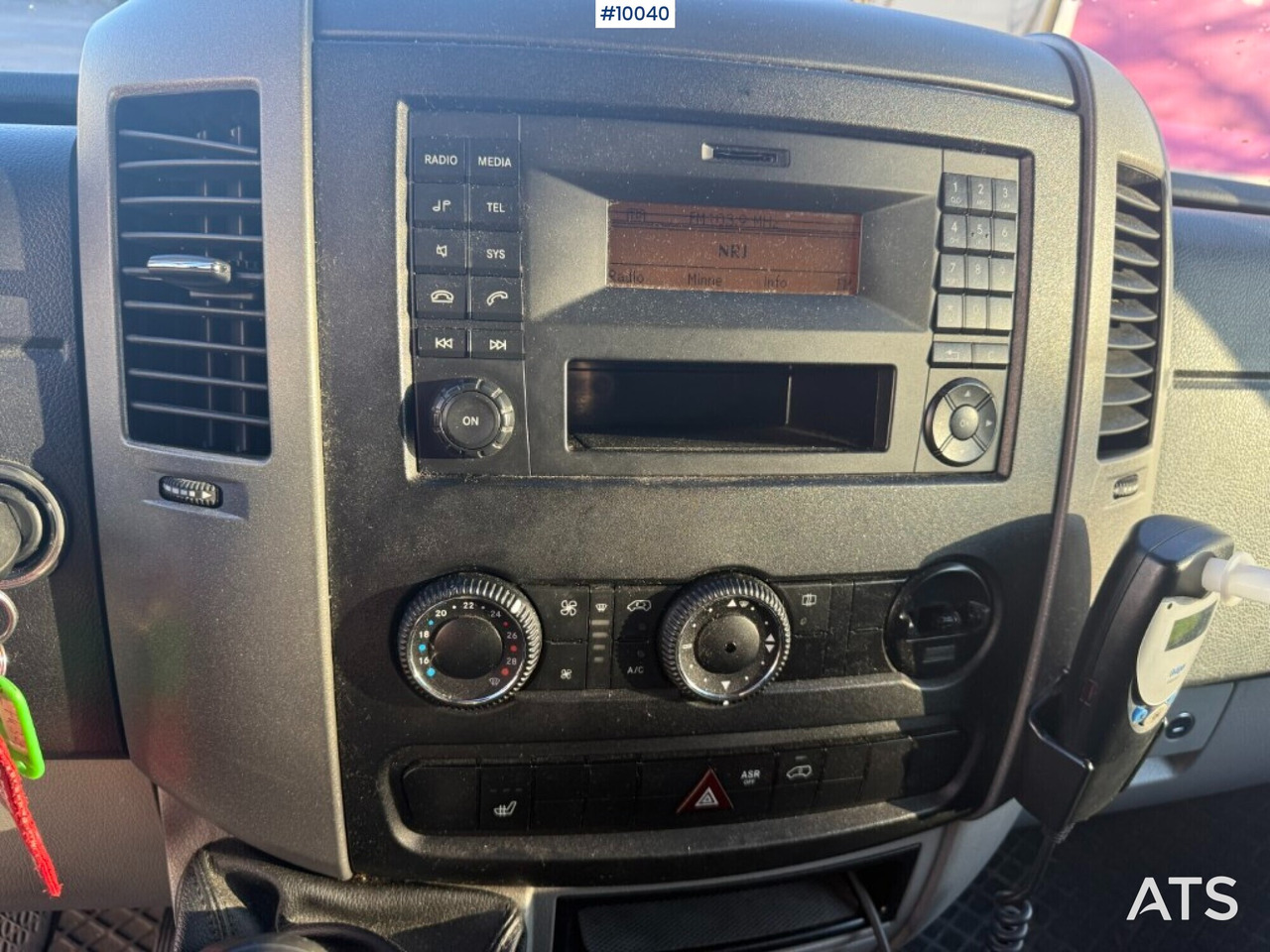 Leasing of  Mercedes Benz Sprinter with tail lift Mercedes Benz Sprinter with tail lift: picture 15