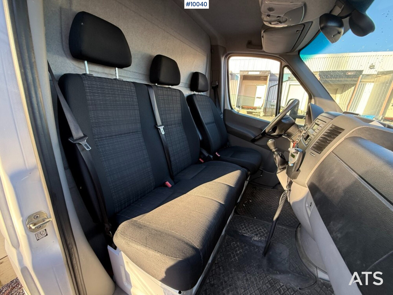 Leasing of  Mercedes Benz Sprinter with tail lift Mercedes Benz Sprinter with tail lift: picture 10