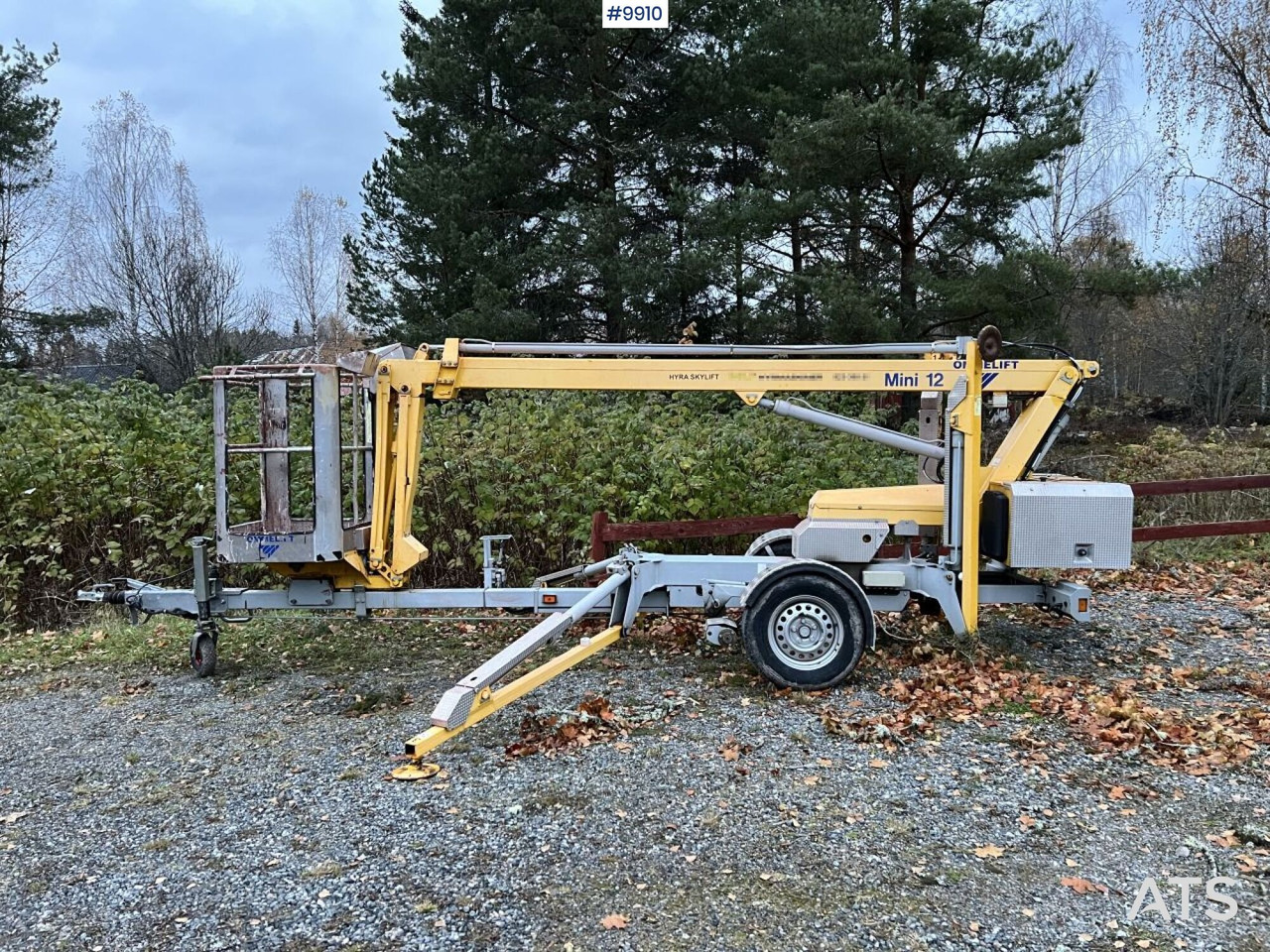 Skylift - Omme Mini-12 - Trailer mounted boom lift: picture 2 Skylift - Omme Mini-12 - Trailer mounted boom lift: picture 2