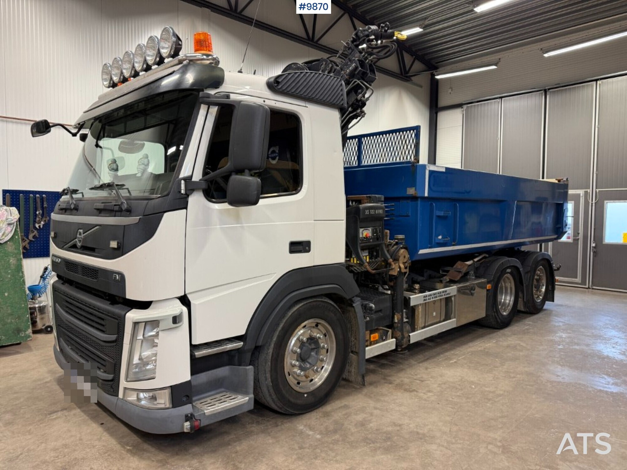 Tipper / Crane truck Volvo FM 420 6x2 - Tipper, Crane truck: picture 2 Tipper / Crane truck Volvo FM 420 6x2 - Tipper, Crane truck: picture 2
