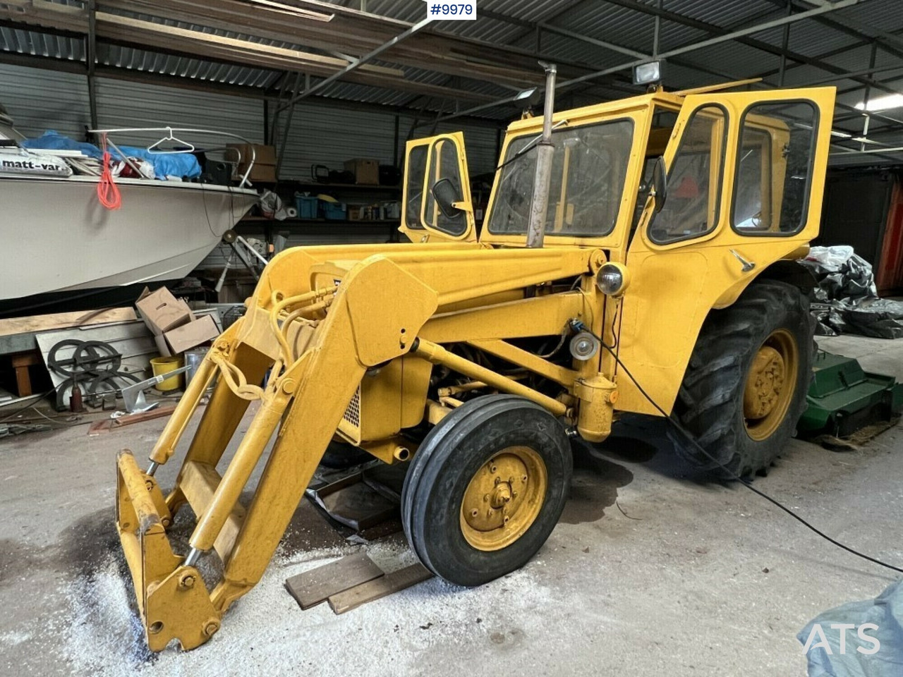 Tractor- MASSEY-FERGUSON 203 - Farm tractor: picture 1 Tractor- MASSEY-FERGUSON 203 - Farm tractor: picture 1