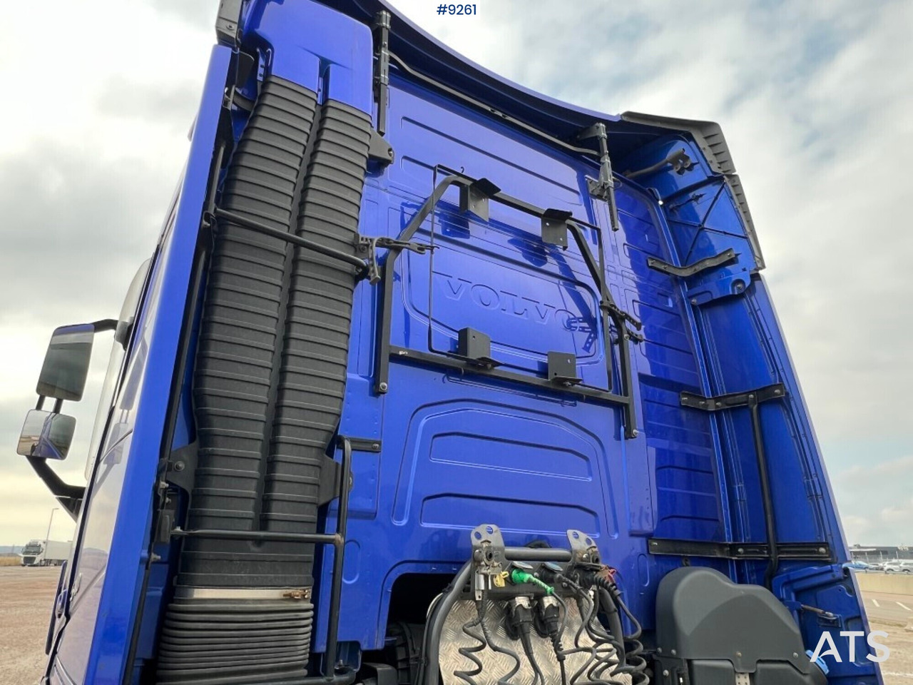 Tractor unit Newly inspected tractor unit VOLVO FH 62 TT - VIDEO: picture 17 Tractor unit Newly inspected tractor unit VOLVO FH 62 TT - VIDEO: picture 17