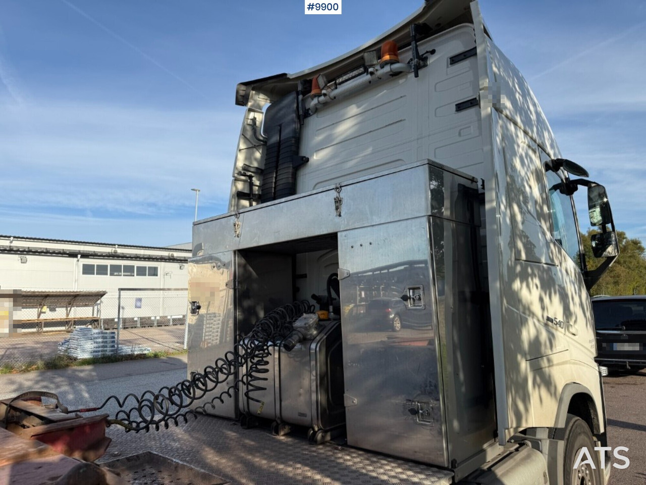 Volvo FH 540 6x2 tractor unit with new engine - Tractor unit: picture 5 Volvo FH 540 6x2 tractor unit with new engine - Tractor unit: picture 5