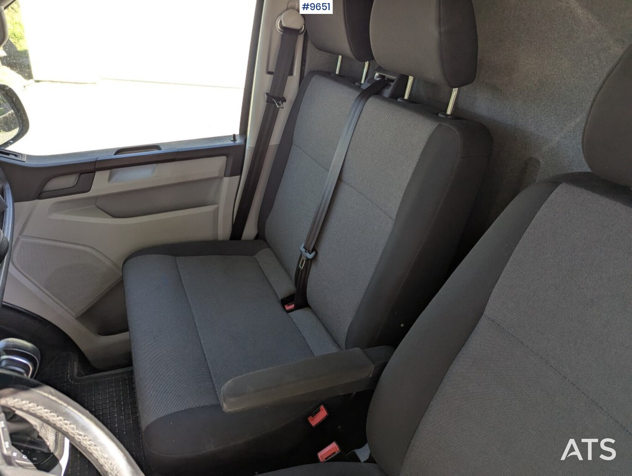 VW Transporter workshop fittings, double sliding doors - Utility/ Special vehicle: picture 5 VW Transporter workshop fittings, double sliding doors - Utility/ Special vehicle: picture 5