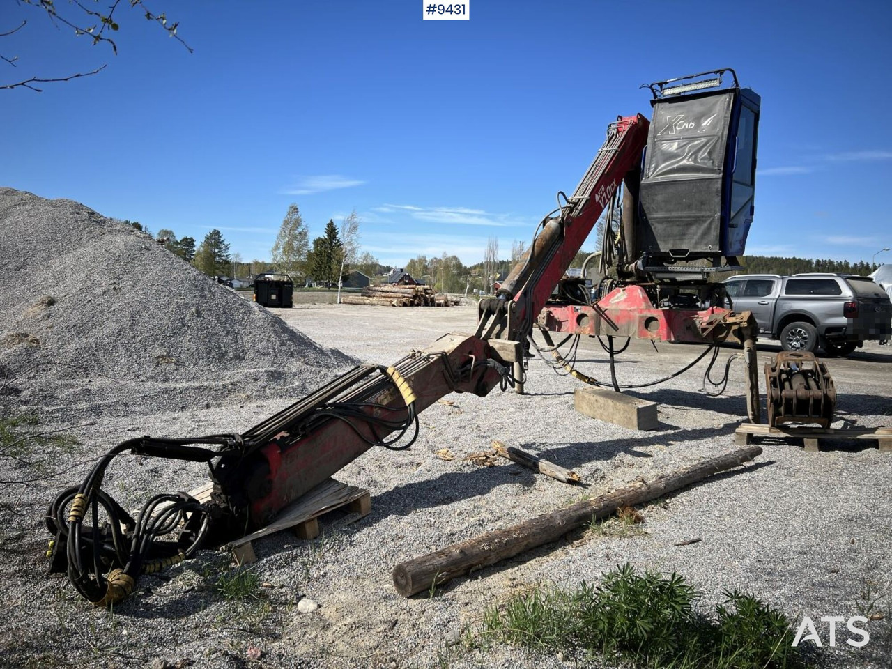 V-kran V10CX,96 - Timber crane, logging crane - Loader crane for Truck: picture 1 V-kran V10CX,96 - Timber crane, logging crane - Loader crane for Truck: picture 1