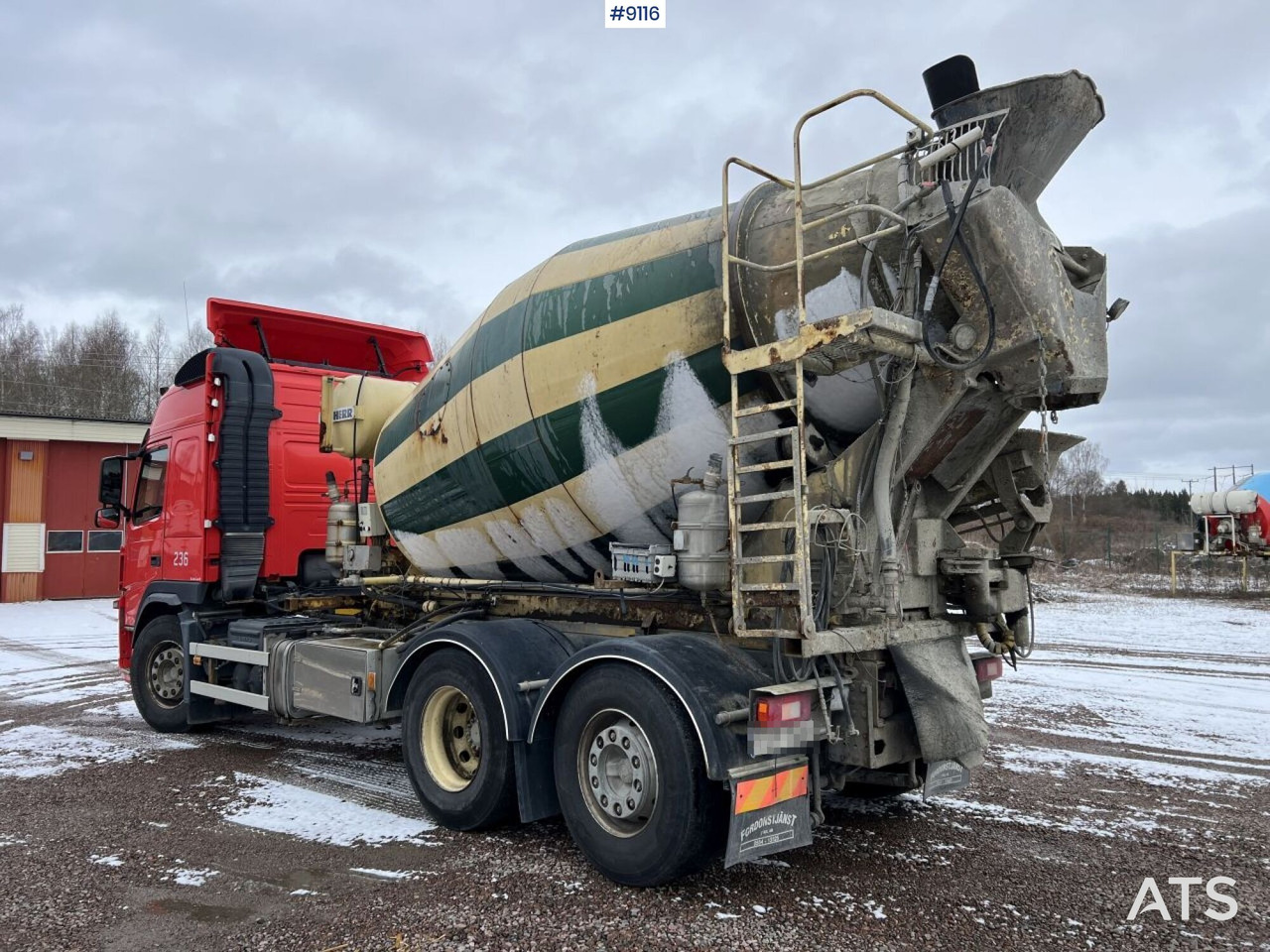 Volvo FM 6X2 Quick lock with concrete rotator (VIDEO) - Concrete mixer truck: picture 4 Volvo FM 6X2 Quick lock with concrete rotator (VIDEO) - Concrete mixer truck: picture 4