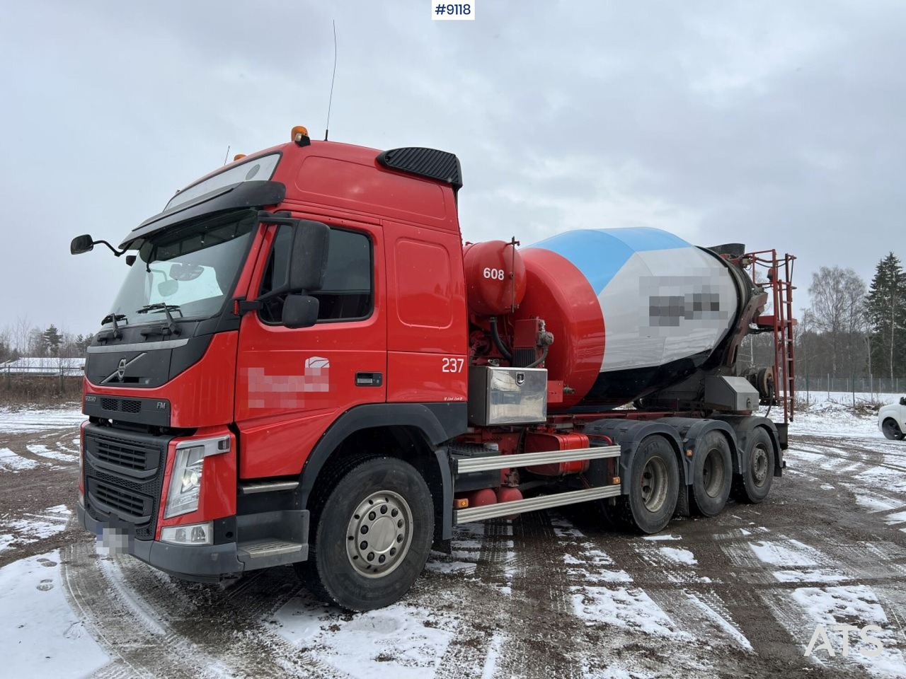 Volvo FM 8*4 Concrete truck - Concrete mixer truck: picture 1 Volvo FM 8*4 Concrete truck - Concrete mixer truck: picture 1