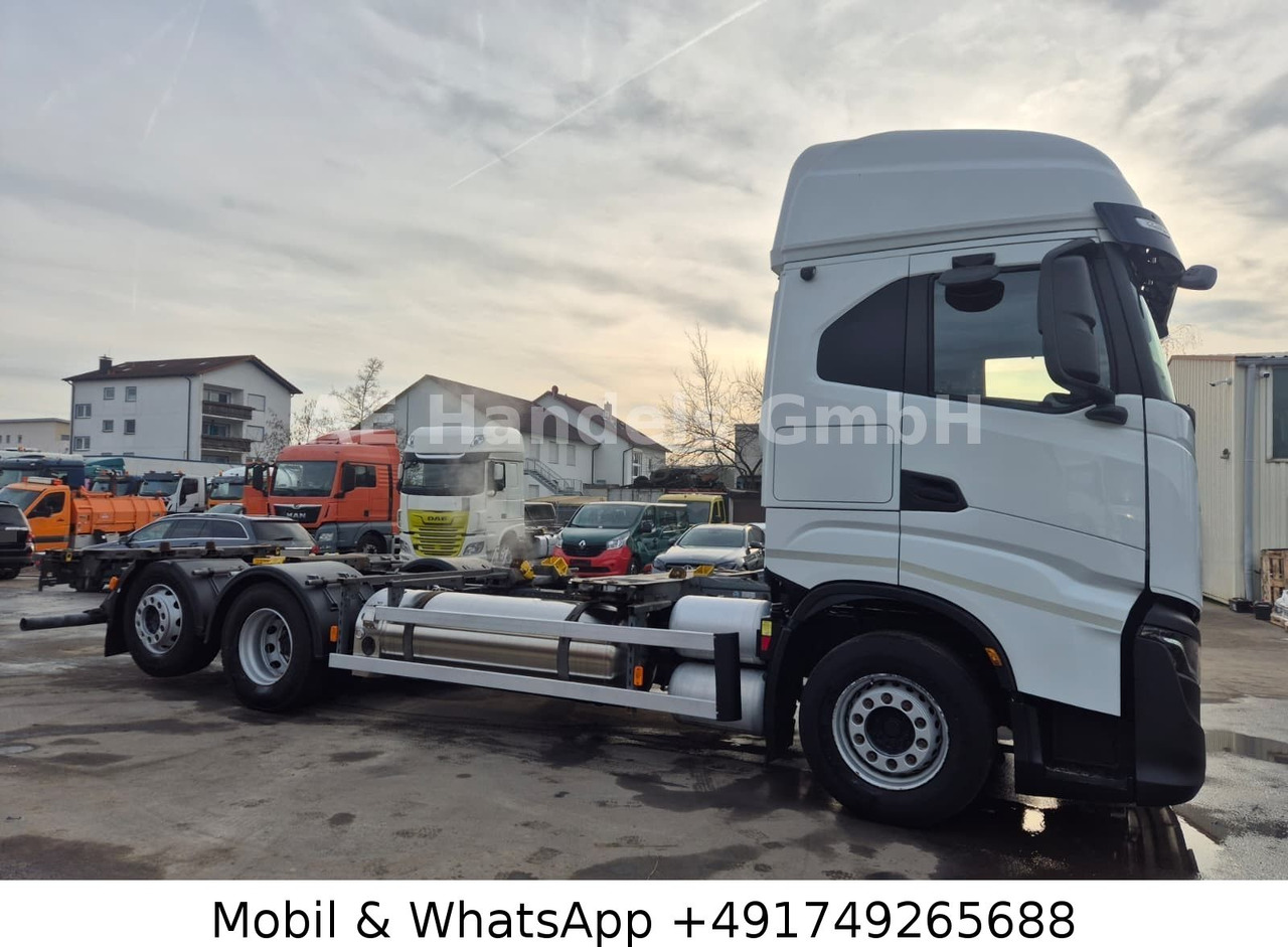 Iveco S-Way 460 AS BDF LNG *Retarder/Lenk+Lift/Multi - Container transporter/ Swap body truck: picture 2 Iveco S-Way 460 AS BDF LNG *Retarder/Lenk+Lift/Multi - Container transporter/ Swap body truck: picture 2