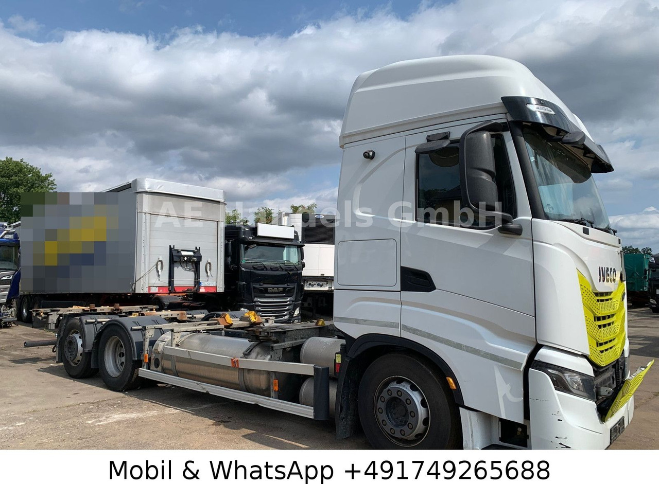Iveco S-Way 460 LNG BDF 6x2 *Retarder/Lenk+Lift/AHK - Container transporter/ Swap body truck: picture 2 Iveco S-Way 460 LNG BDF 6x2 *Retarder/Lenk+Lift/AHK - Container transporter/ Swap body truck: picture 2