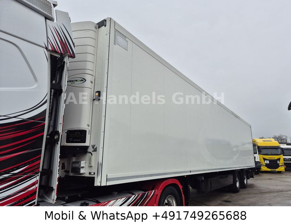 Krone SZ Carrier Vector 1950 *+-30°*Rolltor/Smartboard - Refrigerator semi-trailer: picture 1 Krone SZ Carrier Vector 1950 *+-30°*Rolltor/Smartboard - Refrigerator semi-trailer: picture 1