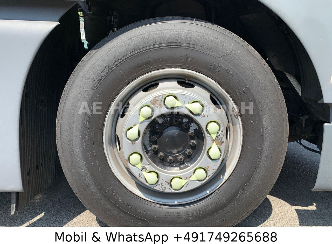 Container transporter/ Swap body truck MAN TGX 26.440 XLX LL 6x2 *Retarder/LDW/LBW/3.Lenk: picture 11 Container transporter/ Swap body truck MAN TGX 26.440 XLX LL 6x2 *Retarder/LDW/LBW/3.Lenk: picture 11