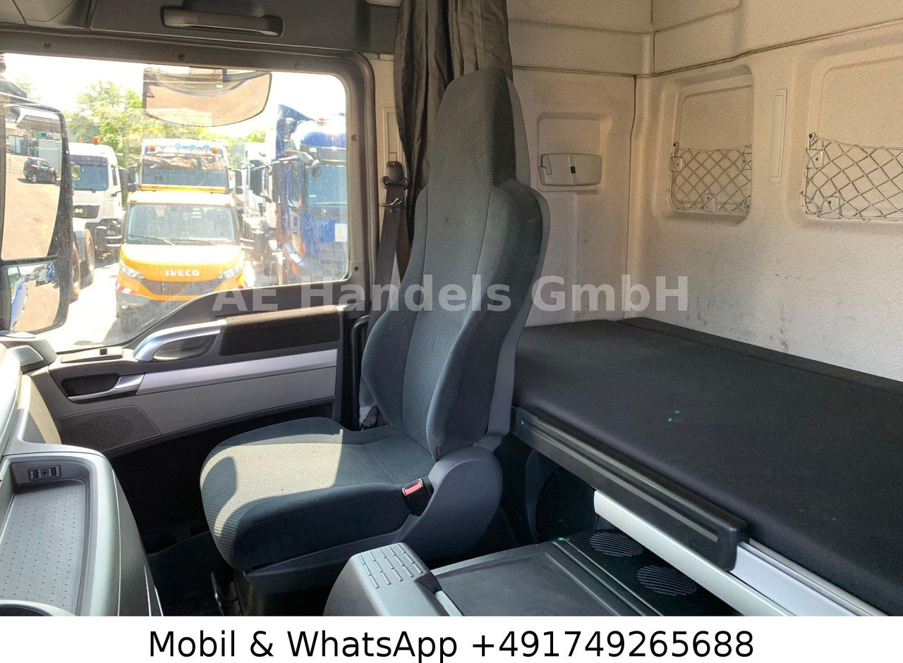 Container transporter/ Swap body truck MAN TGX 26.440 XLX LL 6x2 *Retarder/LDW/LBW/3.Lenk: picture 22 Container transporter/ Swap body truck MAN TGX 26.440 XLX LL 6x2 *Retarder/LDW/LBW/3.Lenk: picture 22