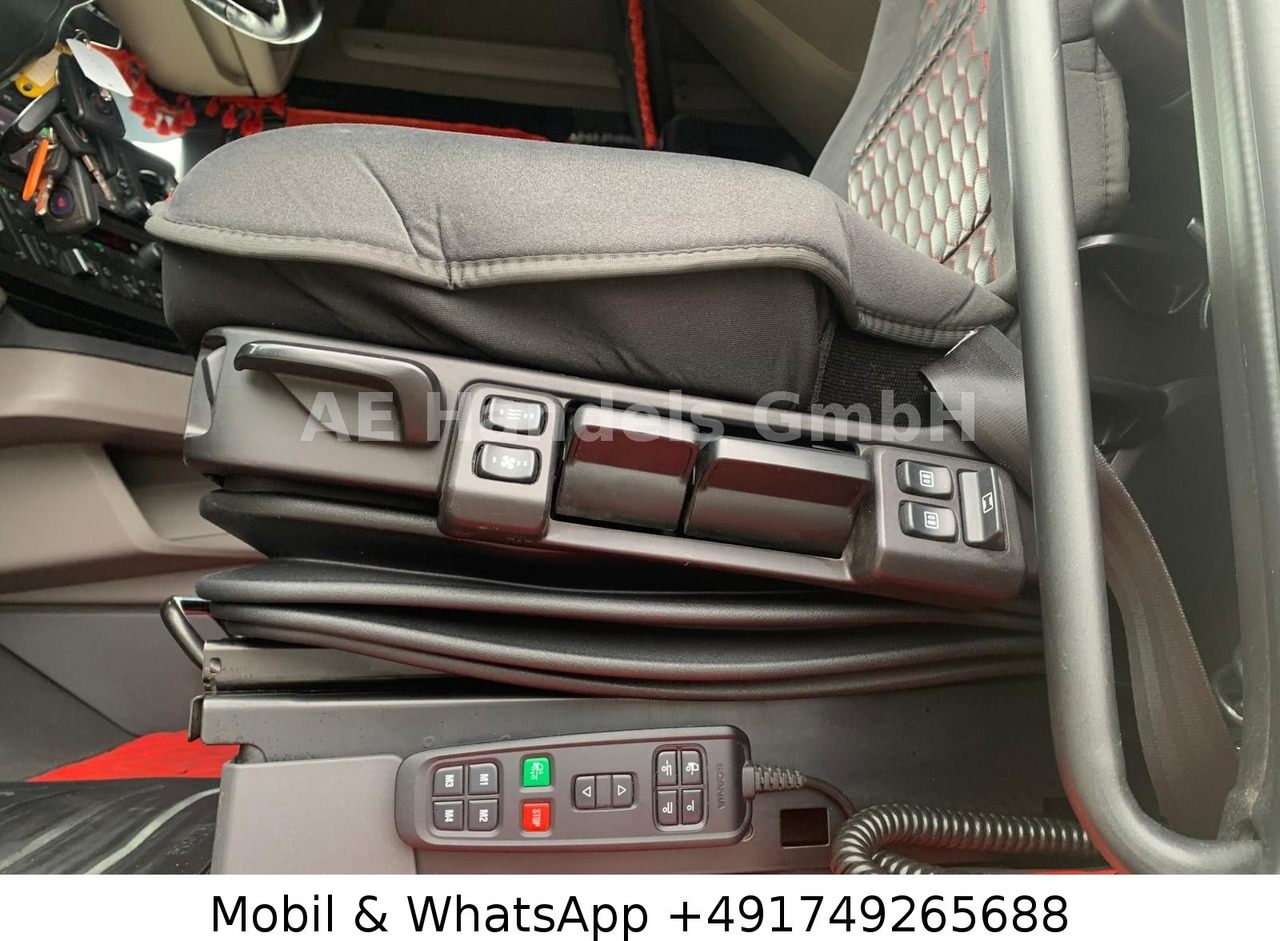 Container transporter/ Swap body truck Scania S450 HighLine LL 6x2 BDF*Retarder/AHK/2xTank/ACC: picture 23 Container transporter/ Swap body truck Scania S450 HighLine LL 6x2 BDF*Retarder/AHK/2xTank/ACC: picture 23