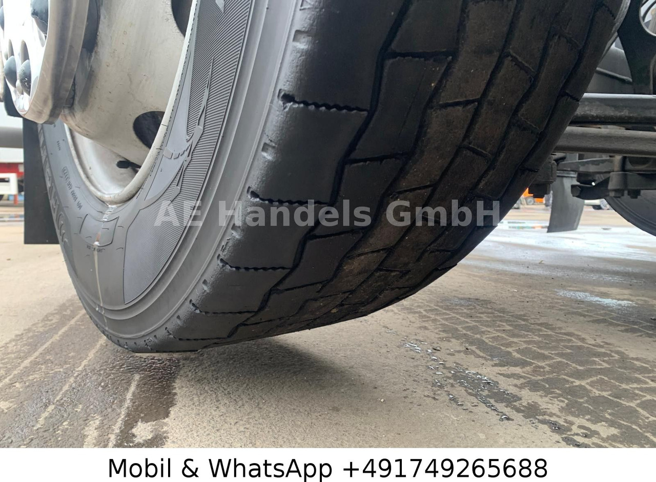 Container transporter/ Swap body truck Scania S450 HighLine LL 6x2 BDF*Retarder/AHK/2xTank/ACC: picture 17 Container transporter/ Swap body truck Scania S450 HighLine LL 6x2 BDF*Retarder/AHK/2xTank/ACC: picture 17