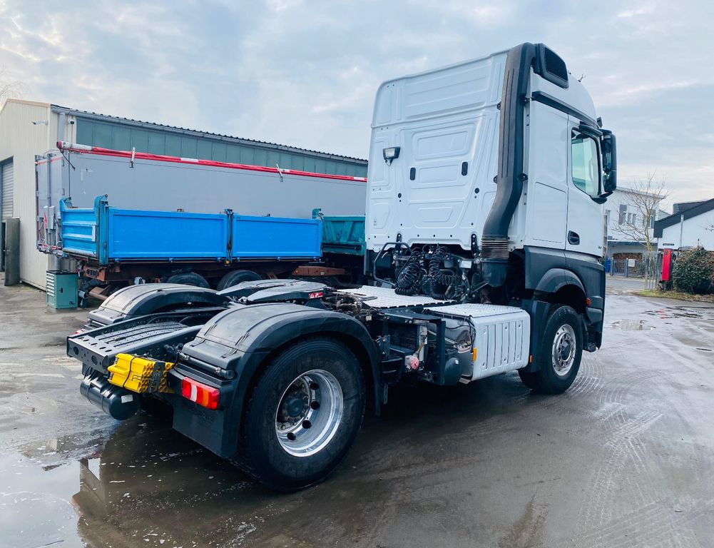 Mercedes-Benz Actros IV 1851 BL 4x4 HAD*Retarder/Hydr./ACC/LDW - Tractor unit: picture 5 Mercedes-Benz Actros IV 1851 BL 4x4 HAD*Retarder/Hydr./ACC/LDW - Tractor unit: picture 5