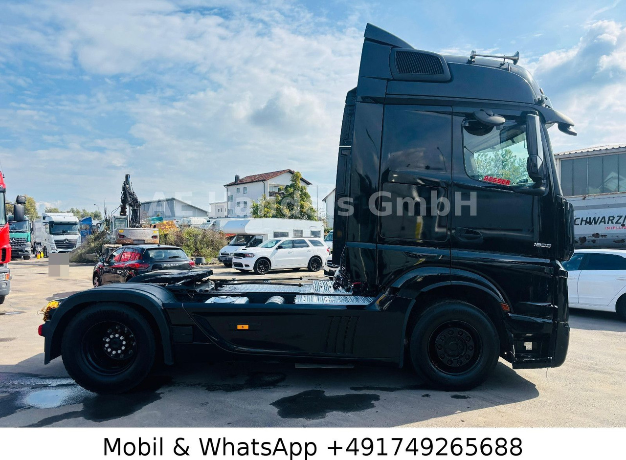 Mercedes-Benz Actros IV 1953 BigSpace LL *Retarder/2-Hydr./ACC - Tractor unit: picture 2 Mercedes-Benz Actros IV 1953 BigSpace LL *Retarder/2-Hydr./ACC - Tractor unit: picture 2