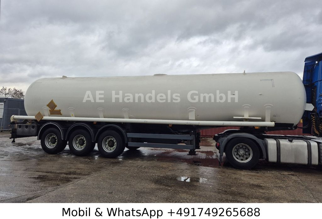 Willig *ADR/40.000Liter/Kerosin/Diesel/Benzin - Tank semi-trailer: picture 2 Willig *ADR/40.000Liter/Kerosin/Diesel/Benzin - Tank semi-trailer: picture 2