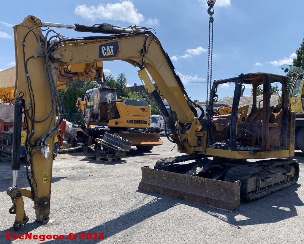 CAT CAT 308 CR avec Certificat CE Origine Française - Mini excavator: picture 1 CAT CAT 308 CR avec Certificat CE Origine Française - Mini excavator: picture 1