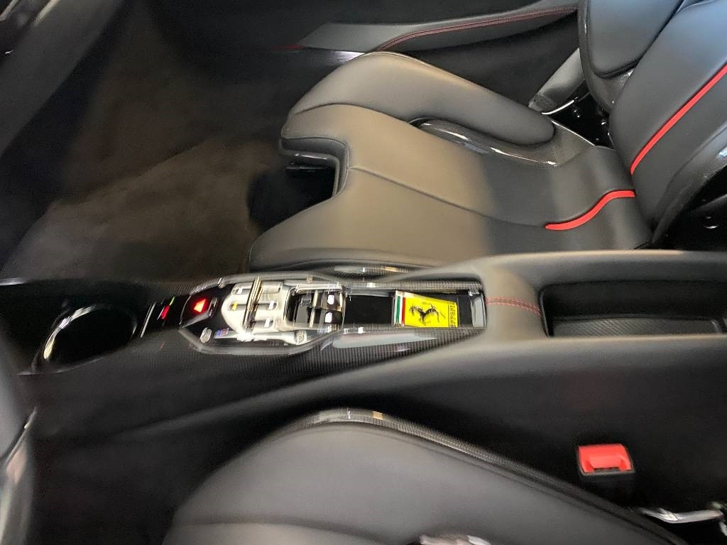 Car Ferrari 296 GTB Origine Françaises TVA Récupérable neuve: picture 13 Car Ferrari 296 GTB Origine Françaises TVA Récupérable neuve: picture 13