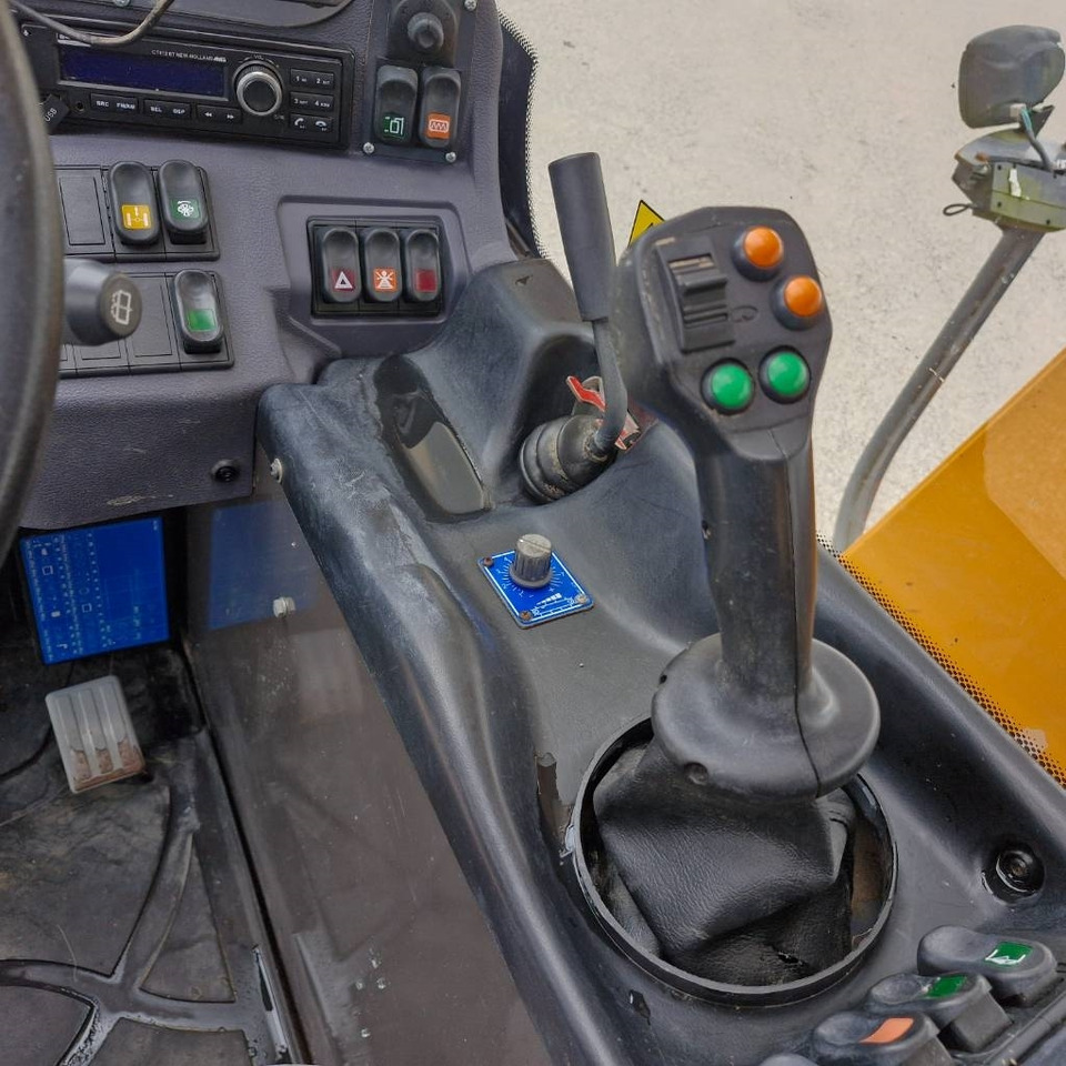 Forage mixer wagon Lucas Autospire G240: picture 40 Forage mixer wagon Lucas Autospire G240: picture 40