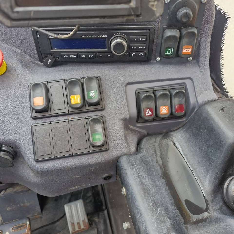 Forage mixer wagon Lucas Autospire G240: picture 39 Forage mixer wagon Lucas Autospire G240: picture 39