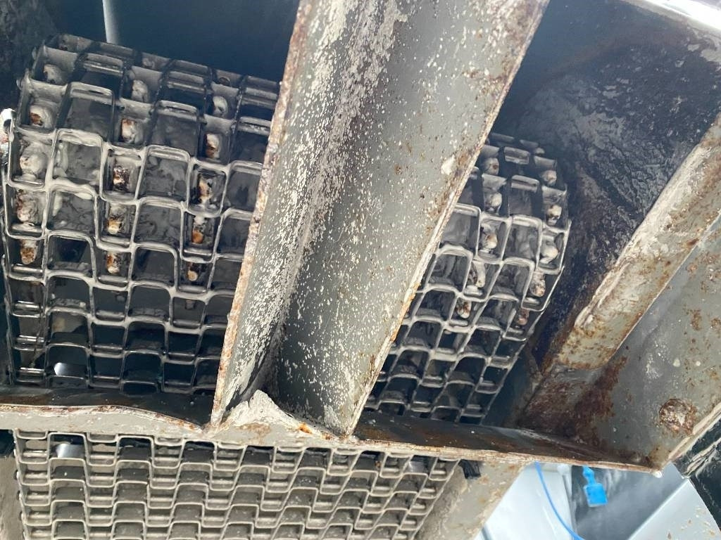 Fertilizer spreader MDM RE 813 Origine Française endommagé: picture 42